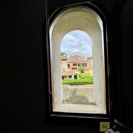 Le Templier Vue Cite Pied Cite Medievale Neuf Carcassonne Zewnętrze zdjęcie