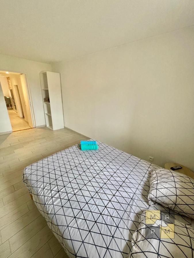 Le Templier Vue Cite Pied Cite Medievale Neuf Carcassonne Zewnętrze zdjęcie